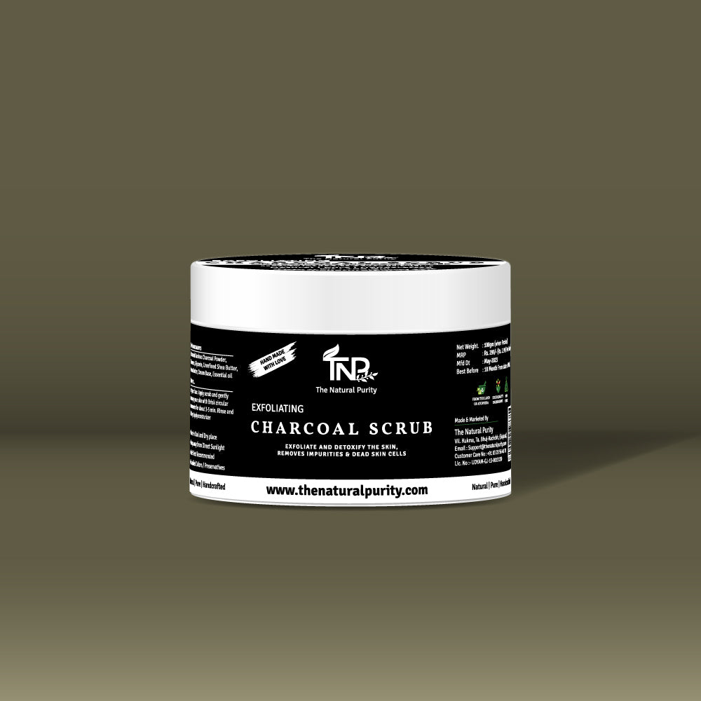 Activated Charcoal Scrub For Exfoliation, Oil Control & Deep Cleansing
